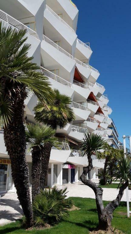 Appartement Le Chantilly Кан сюр Мер Екстериор снимка